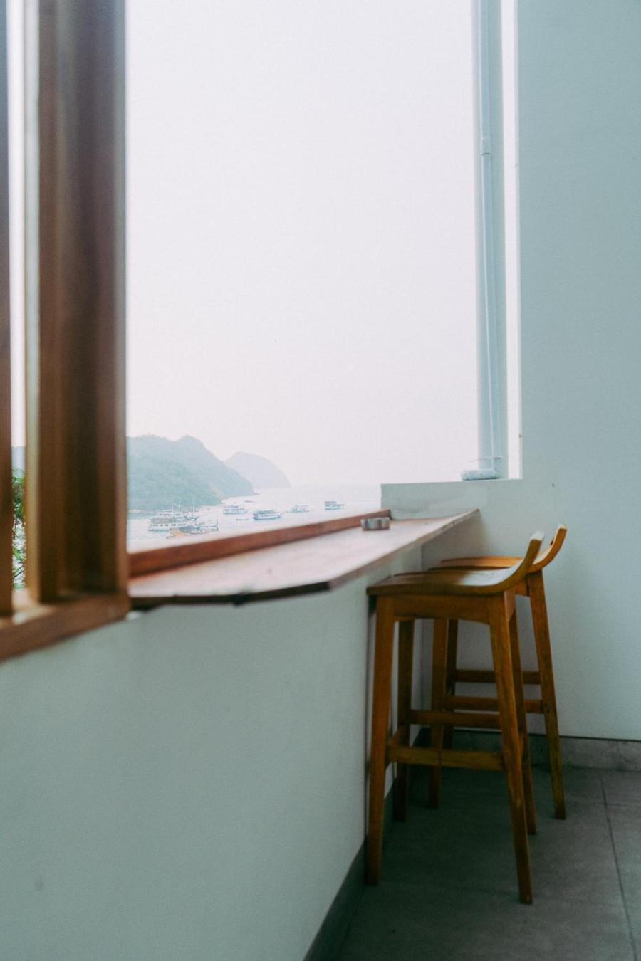 Hotel Escape Bajo Labuan Bajo Esterno foto